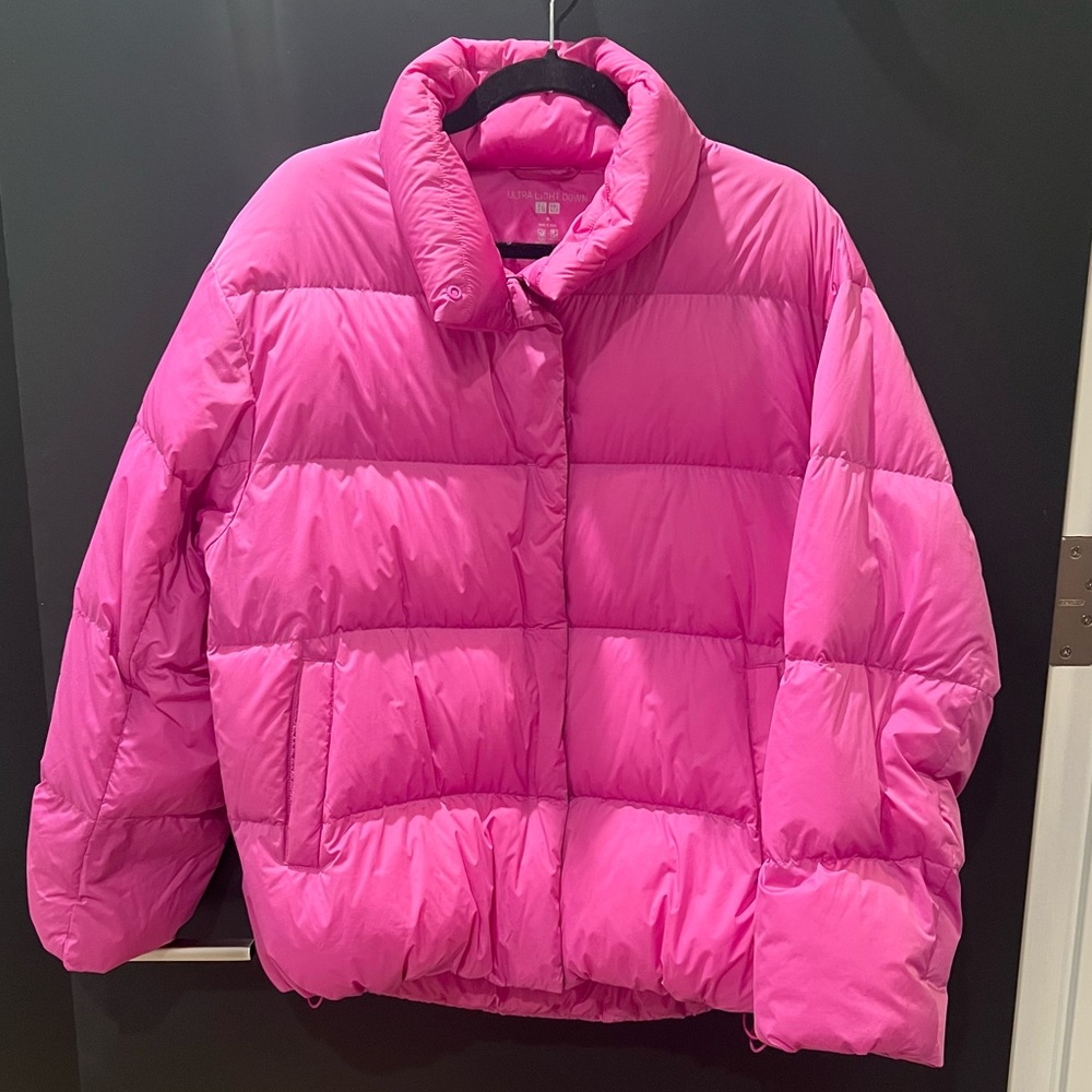 Great Condition Uniqlo Ultra Light Down Puffer Size Medium in Hot Pink